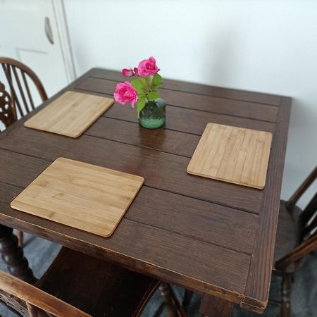 Cntrl Reading Modernized 3 Bedroom House Ngoại thất bức ảnh